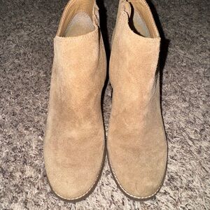 Lucky Brand Yakeena Tan Ankle Wedge Boots